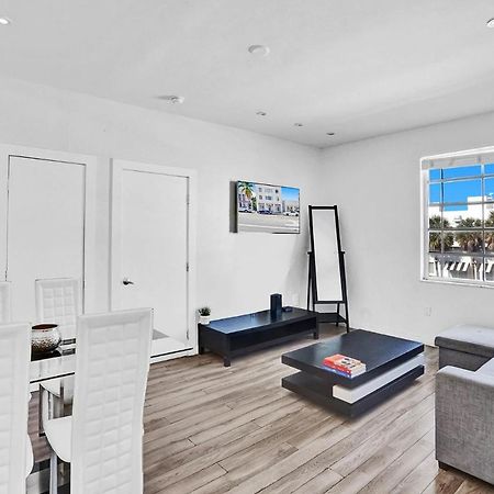 Luxe 2Br1Bath South Beach 1 Min Walk From Ocean Маями Бийч Екстериор снимка