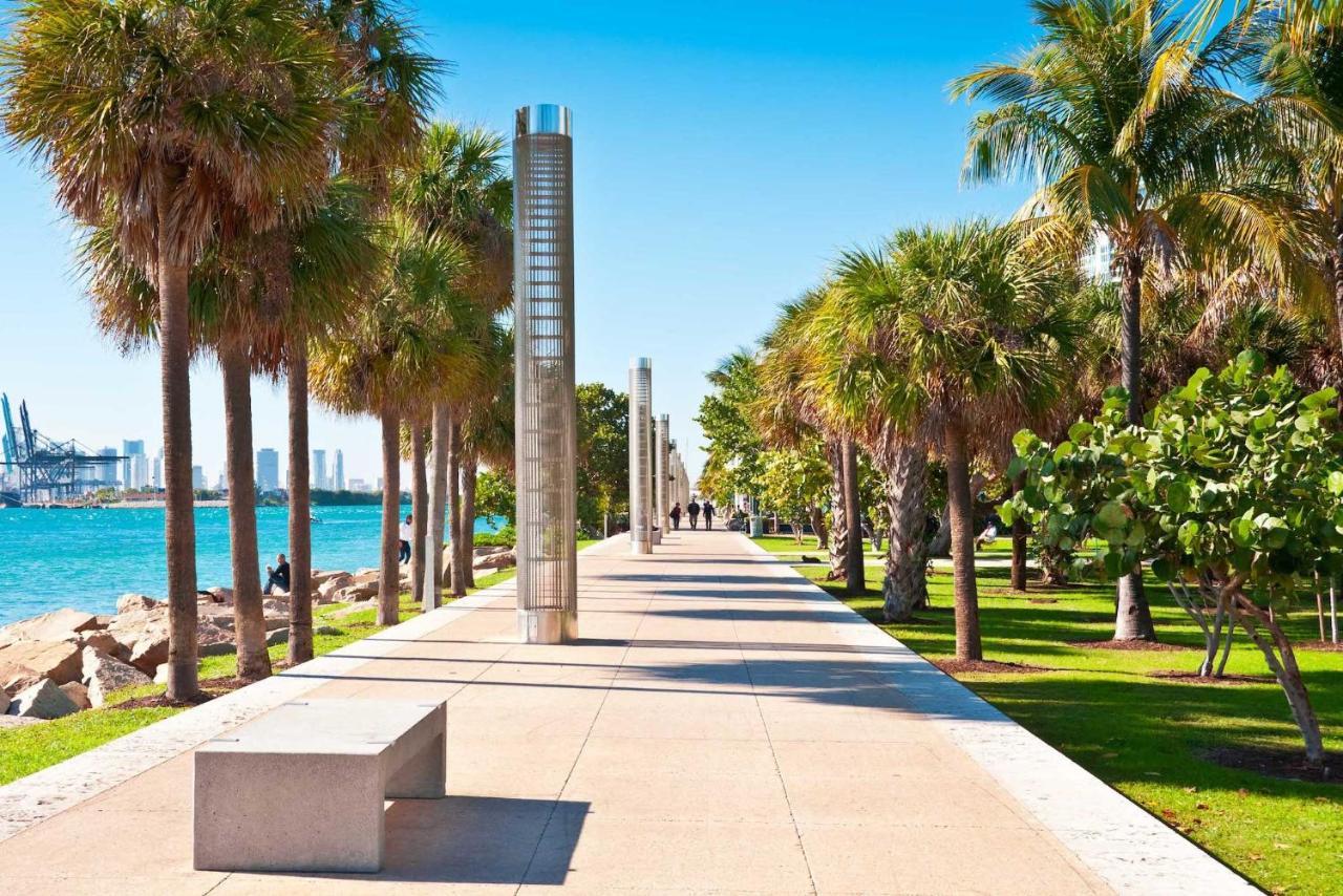 Luxe 2Br1Bath South Beach 1 Min Walk From Ocean Маями Бийч Екстериор снимка