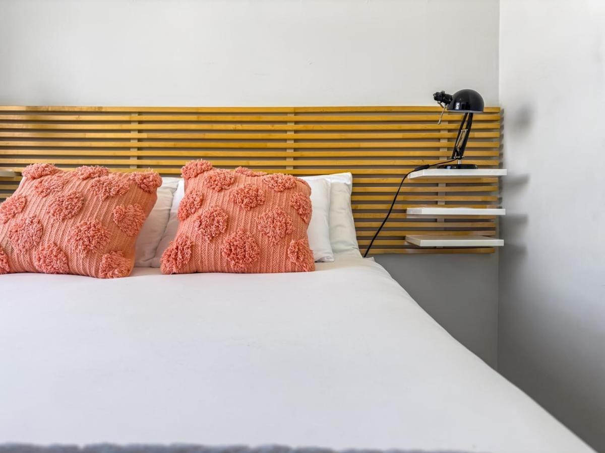 Luxe 2Br1Bath South Beach 1 Min Walk From Ocean Маями Бийч Екстериор снимка